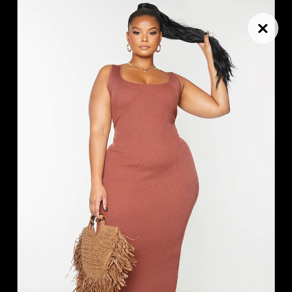 Plus Brown Knit Scoop Neck Midi Dress